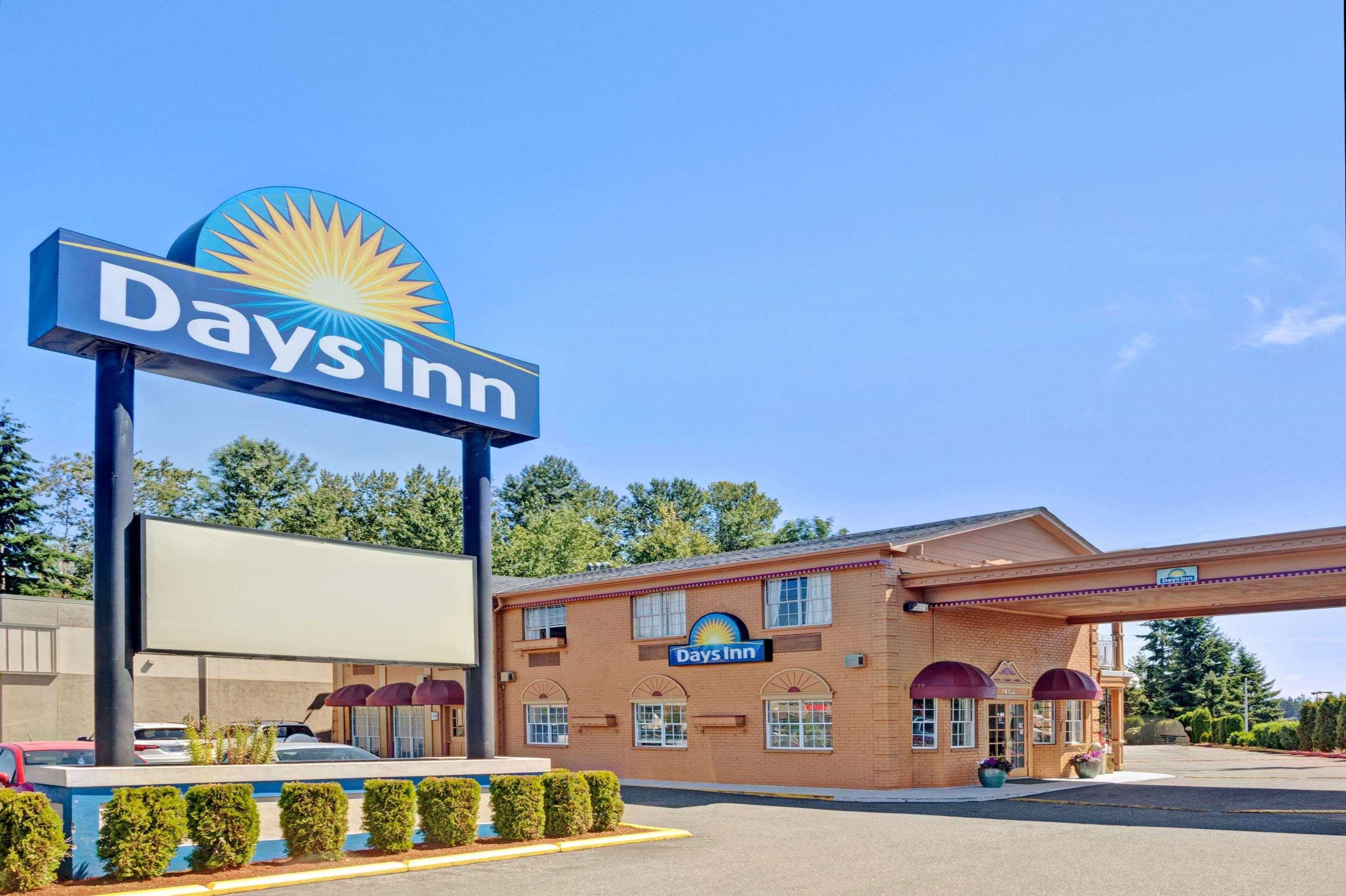 Days Inn By Wyndham Everett Esterno foto